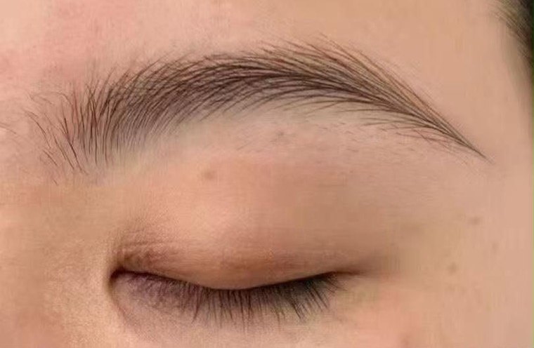 Eyebrow embroidery result